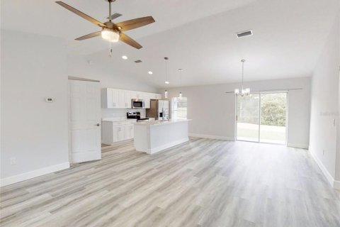Villa ou maison à louer à Ocala, Floride: 3 chambres, 137.31 m2 № 2213763 - photo 8