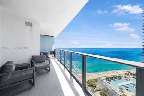 Condominio en venta en Hollywood, Florida, 1 dormitorio, 79.15 m2 № 2069128 - foto 9