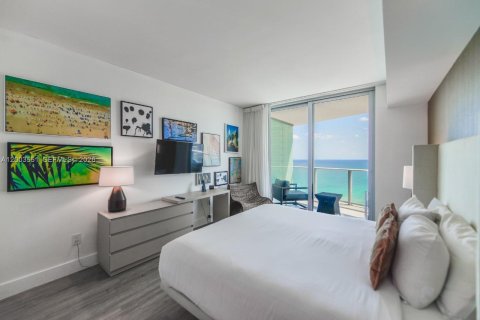 Condominio en venta en Hollywood, Florida, 1 dormitorio, 79.15 m2 № 2069128 - foto 19