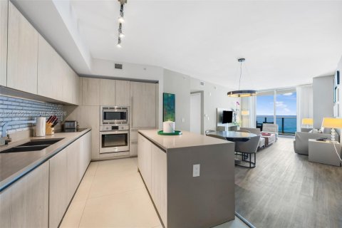Condominio en venta en Hollywood, Florida, 1 dormitorio, 79.15 m2 № 2069128 - foto 23