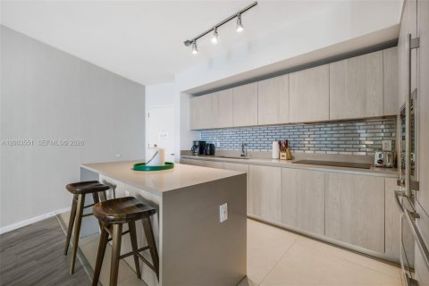 Condominio en venta en Hollywood, Florida, 1 dormitorio, 79.15 m2 № 2069128 - foto 27