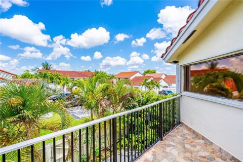 Touwnhouse à vendre à Homestead, Floride: 2 chambres, 123.47 m2 № 2004946 - photo 22