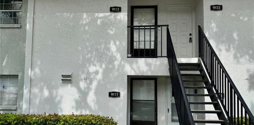 Condominio en Tampa, Florida, 2 dormitorios № 1770042