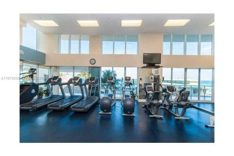 Copropriété à louer à Sunny Isles Beach, Floride: 2 chambres, 152.08 m2 № 2046030 - photo 10