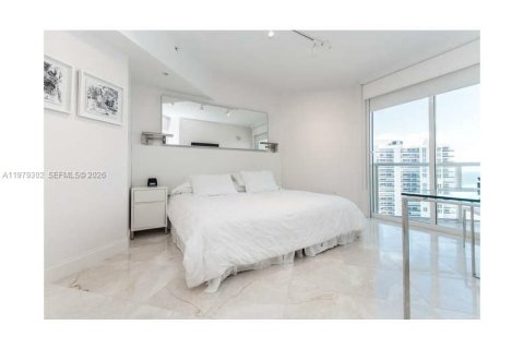 Copropriété à louer à Sunny Isles Beach, Floride: 2 chambres, 152.08 m2 № 2046030 - photo 28