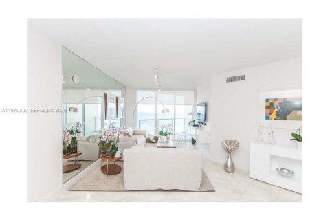 Copropriété à louer à Sunny Isles Beach, Floride: 2 chambres, 152.08 m2 № 2046030 - photo 20