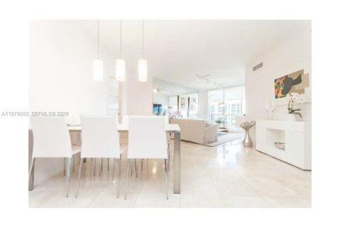 Copropriété à louer à Sunny Isles Beach, Floride: 2 chambres, 152.08 m2 № 2046030 - photo 6