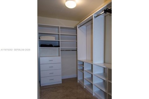 Copropriété à louer à Sunny Isles Beach, Floride: 2 chambres, 152.08 m2 № 2046030 - photo 13