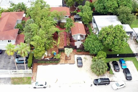 Commercial property in Fort Lauderdale, Florida 1 bedroom, 166.3 sq.m. № 2178603