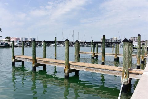 Condo in Clearwater, Florida, 3 bedrooms  № 506564 - photo 28