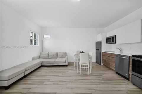 Condominio en venta en Miami Beach, Florida, 1 dormitorio, 48.22 m2 № 2154396 - foto 3