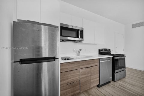 Condominio en venta en Miami Beach, Florida, 1 dormitorio, 48.22 m2 № 2154396 - foto 5