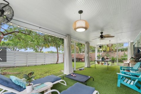 Снять в аренду виллу или дом в Майами, Флорида 4 спальни, 134.99м2, № 1991956 - фото 17