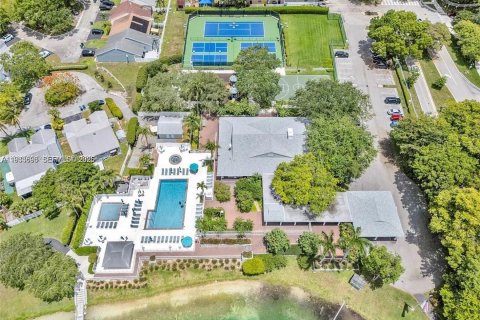 Снять в аренду виллу или дом в Майами, Флорида 4 спальни, 134.99м2, № 1991956 - фото 20