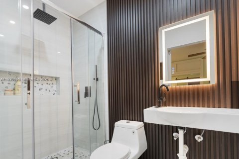 Снять в аренду виллу или дом в Майами, Флорида 4 спальни, 134.99м2, № 1991956 - фото 13