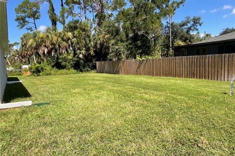 Villa ou maison à vendre à Port Charlotte, Floride: 3 chambres, 144.18 m2 № 2299778 - photo 6