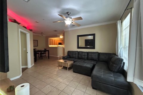 Condominio en alquiler en Gainesville, Florida, 3 dormitorios, 120.4 m2 № 1912854 - foto 2