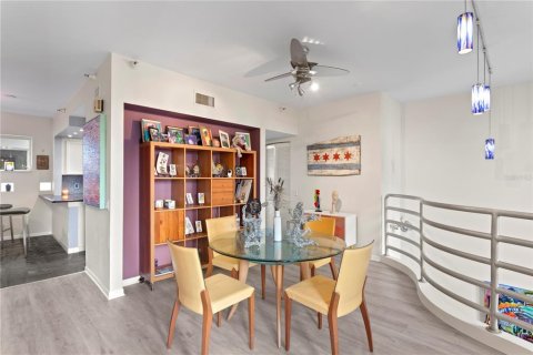 Condominio en venta en Tampa, Florida, 3 dormitorios, 215.53 m2 № 2227397 - foto 23