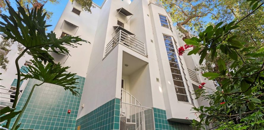 Condominio en Tampa, Florida, 3 dormitorios  № 2227397