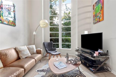 Condominio en venta en Tampa, Florida, 3 dormitorios, 215.53 m2 № 2227397 - foto 13