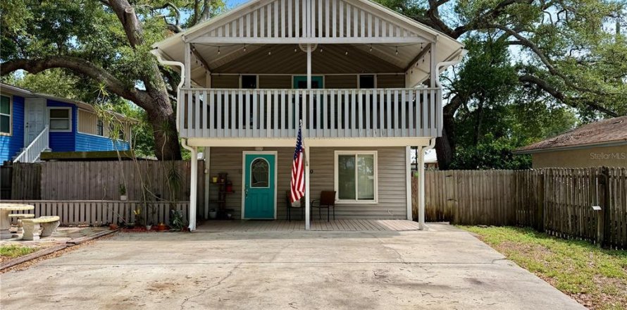 Appartement à Saint Petersburg, Floride 2 chambres, 75.81 m2 № 2114161