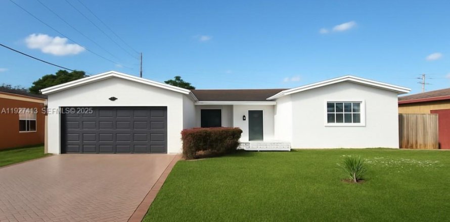 House in Miramar, Florida 4 bedrooms, 162.3 sq.m. № 1986096