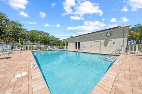 Copropriété à vendre à Sebastian, Floride: 3 chambres, 117.15 m2 № 2306313 - photo 11
