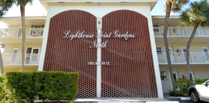 Condo in Lighthouse Point, Florida, 2 bedrooms  № 1221360