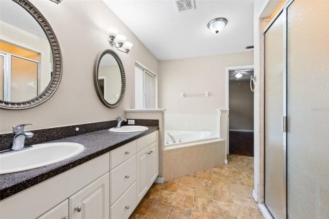 Villa ou maison à vendre à Gainesville, Floride: 3 chambres, 152.08 m2 № 2298316 - photo 21