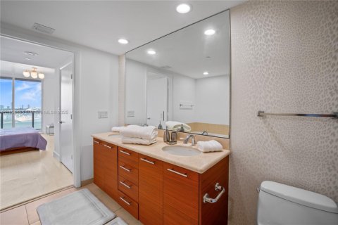 Condo in Miami, Florida, 2 bedrooms  № 1952610 - photo 29
