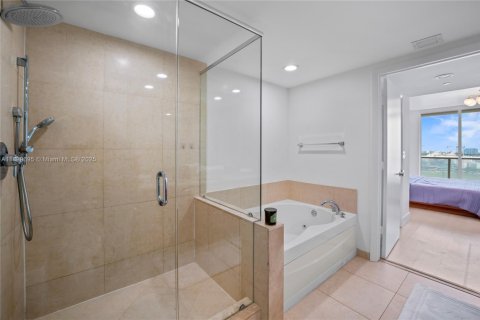 Condo in Miami, Florida, 2 bedrooms  № 1952610 - photo 28