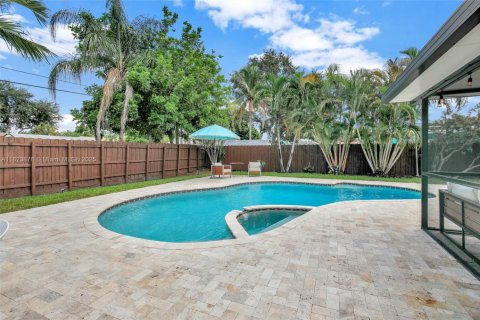 House in Hollywood, Florida 3 bedrooms № 1788422 - photo 30