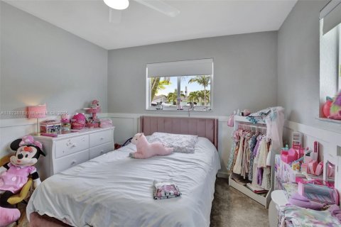 House in Hollywood, Florida 3 bedrooms № 1788422 - photo 26