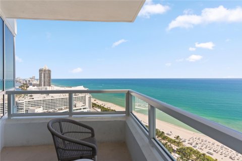 Copropriété à vendre à Miami Beach, Floride: 1 chambre, 91.04 m2 № 1946320 - photo 3