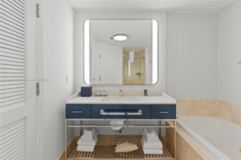 Copropriété à vendre à Miami Beach, Floride: 1 chambre, 91.04 m2 № 1946320 - photo 22