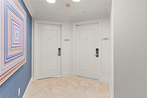 Copropriété à vendre à Miami Beach, Floride: 1 chambre, 91.04 m2 № 1946320 - photo 28