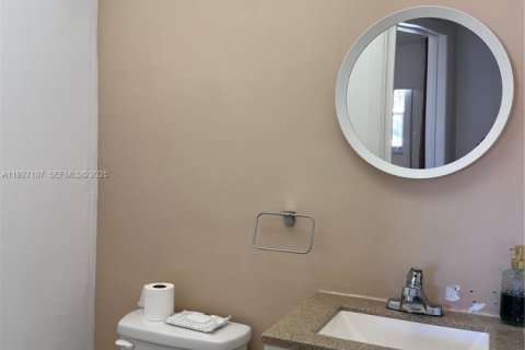 Купить кондоминиум в Бока-Ратон, Флорида 2 спальни, 77.2м2, № 1988361 - фото 19