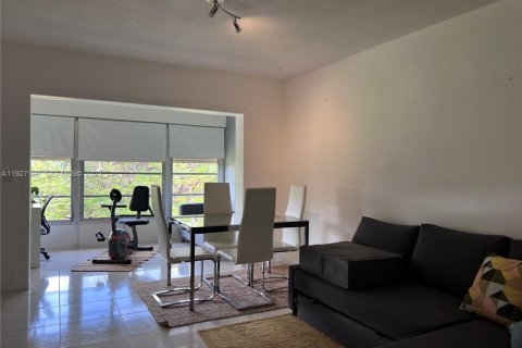 Купить кондоминиум в Бока-Ратон, Флорида 2 спальни, 77.2м2, № 1988361 - фото 4