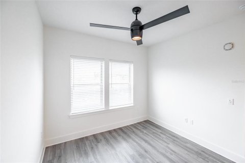 Снять в аренду квартиру в Сарасота, Флорида 2 комнаты, 56.11м2, № 1559018 - фото 17