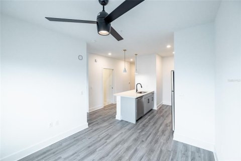 Снять в аренду квартиру в Сарасота, Флорида 2 комнаты, 56.11м2, № 1559018 - фото 13
