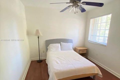 Touwnhouse à louer à Doral, Floride: 4 chambres, 196.58 m2 № 1991524 - photo 10