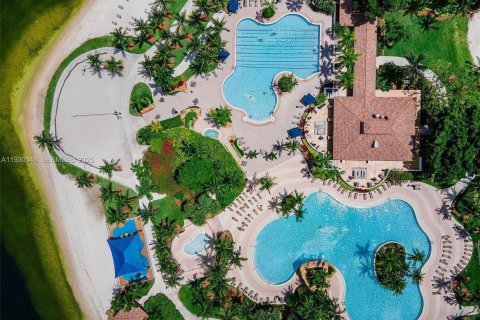 Touwnhouse à louer à Doral, Floride: 4 chambres, 196.58 m2 № 1991524 - photo 13