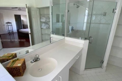 Touwnhouse à louer à Doral, Floride: 4 chambres, 196.58 m2 № 1991524 - photo 7