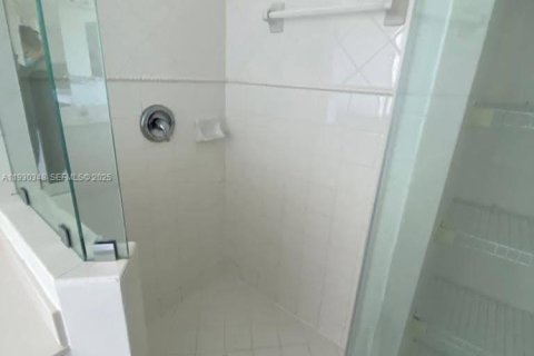 Touwnhouse à louer à Doral, Floride: 4 chambres, 196.58 m2 № 1991524 - photo 9