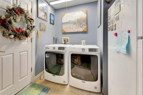 Купить виллу или дом в Плант-Сити, Флорида 7 комнат, 125.23м2, № 1530370 - фото 18