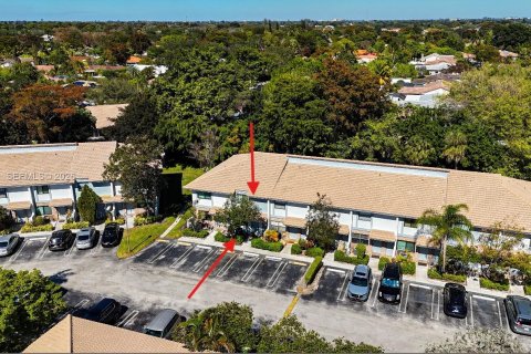 Touwnhouse à vendre à Coral Springs, Floride: 3 chambres, 118.91 m2 № 2041941 - photo 3