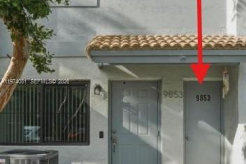 Touwnhouse à vendre à Coral Springs, Floride: 3 chambres, 118.91 m2 № 2041941 - photo 29