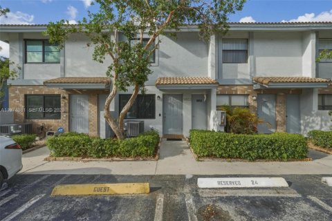 Touwnhouse à Coral Springs, Floride 3 chambres, 118.91 m2 № 2041941