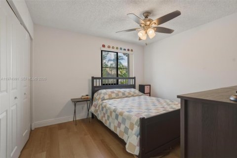 Touwnhouse à vendre à Coral Springs, Floride: 3 chambres, 118.91 m2 № 2041941 - photo 20