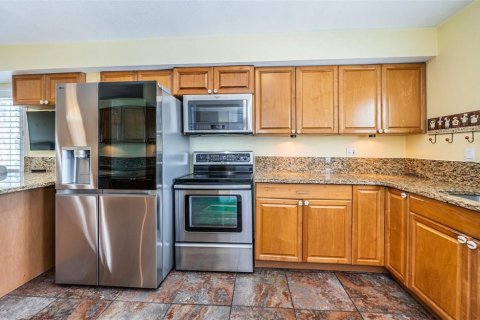Townhouse in Treasure Island, Florida 2 bedrooms, 134.71 sq.m. № 2143508 - photo 26